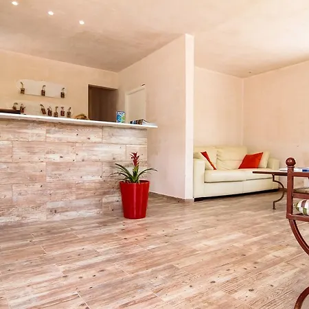 Hotel Wawa Tarifa
