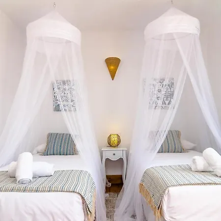 Wawa Tarifa Hotel 3*