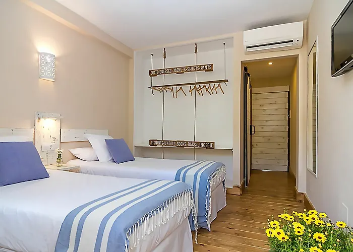 Wawa Tarifa Hotel 3*